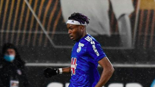 RC Lens : Simakan bless&eacute;, Milan pourrait se r&eacute;tracter. &copy;simakan2