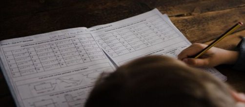 Homeschooling is once more obligatory for most children in the time of the third lockdown in the &copy;Annie Spratt, Unsplash