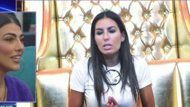 GF Vip, parla l'avvocato di Giulia ed Elisabetta.