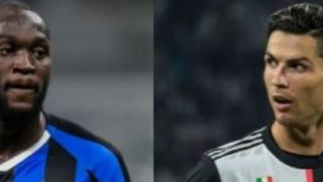 Romelu Lukaku 'sfida' Cristiano Ronaldo.