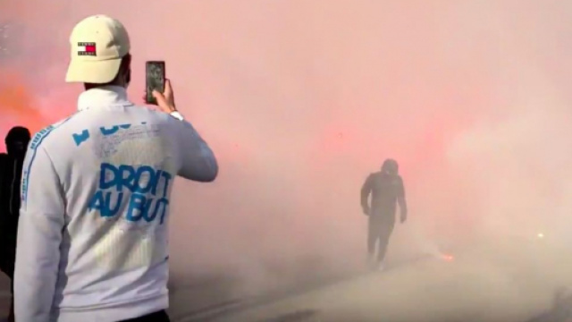 Les supporters de l'OM en col&egrave;re aux abords du stade - &copy;capture d'&eacute;cran Vid&eacute;o Youtube