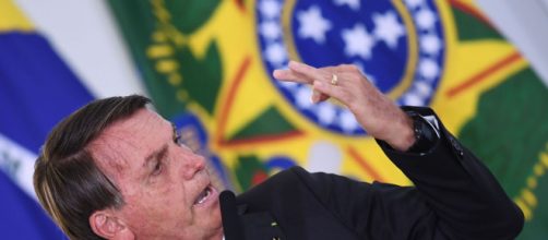 Bolsonaro mudou o discurso em rela&ccedil;&atilde;o &agrave; Coronavac. (Arquivo Blasting News)