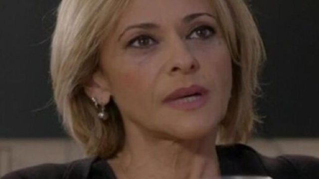 Anticipazioni Un Posto al sole finosettimana fino al 22 gennaio: Silvia aggredita, Ilaria cerca di fare pace con Rossella