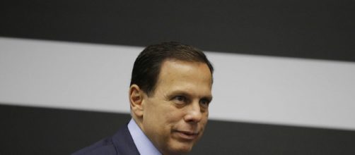 Governador de S&atilde;o Paulo, Jo&atilde;o Doria (PSDB) rebate cr&iacute;ticas do ministro da Sa&uacute;de, Eduardo Pazuello. (Arquivo Blasting News)
