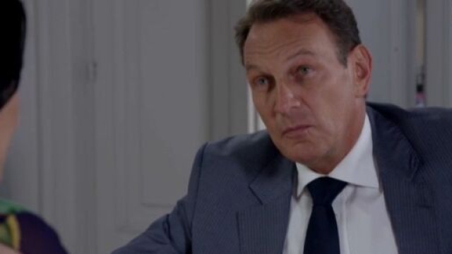 Un posto al sole, anticipazioni 25-29 gennaio: Roberto alla ricerca di notizie su Marina.