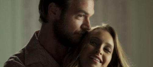 Carine e Rubinho em "A For&ccedil;a do Querer". (Reprodu&ccedil;&atilde;o/TV Globo)