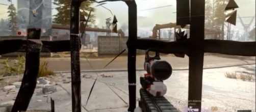 This Loadout glitch is back in 'Call of Duty: Warzone.' - [&copy; Just Tyrant/YouTube]