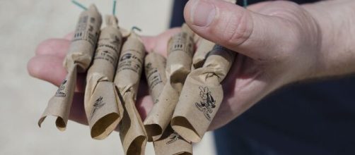 Un hombre fallecido por la explosi&oacute;n cercana de un petardo