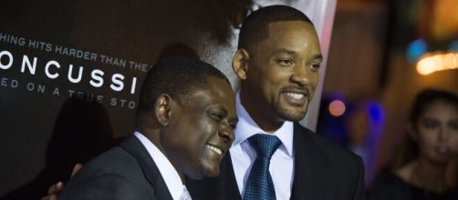Will Smith interpretou o Dr. Bennet Omalu em "Um Homem entre Gigantes". (Arquivo Blasting News)