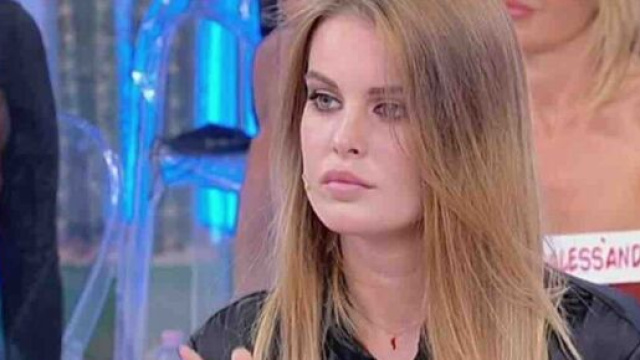 Uomini e Donne registrazione del 19 gennaio: Sophie lascia lo studio per Giorgio.