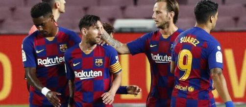 O Barcelona j&aacute; foi disparado o clube com mais t&iacute;tulos no s&eacute;culo... at&eacute; parar de ganhar. (Arquivo Blasting News)