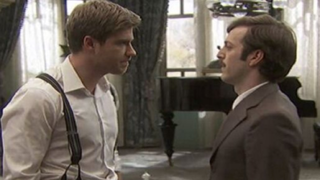 Il segreto, trame spagnole: il fratello di Tomas si scontra fisicamente con Ramon.