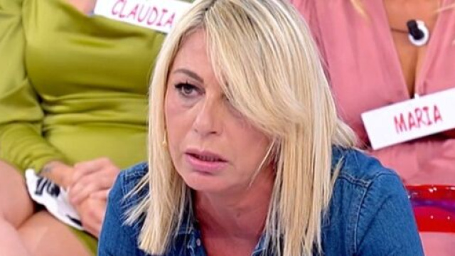 Uomini e Donne registrazione mercoled&igrave; 20 gennaio: Giancarlo mostra filmati privati di Aurora.