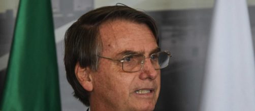 Bolsonaro dissemina fake news sobre a CoronaVac. (Arquivo Blasting News)