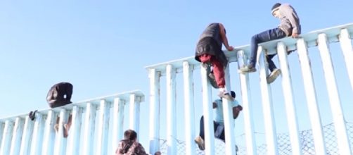 Joe Biden hits the &lsquo;pause&rsquo; button on Mexico border wall, halts work [&copy;WKRG YouTube video]