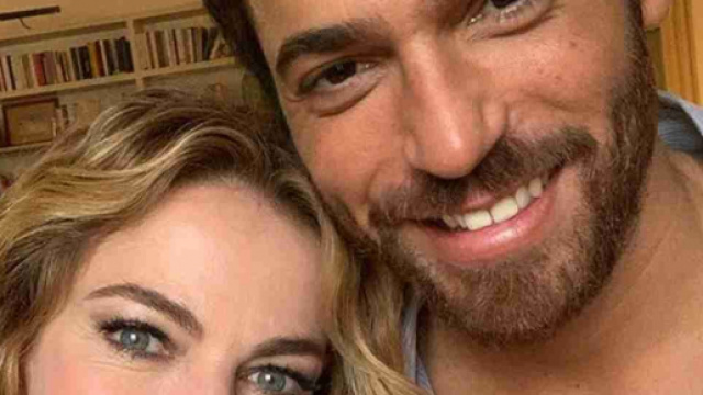 Can Yaman e Claudia Gerini insieme in uno spot, l'attrice: 'Non &egrave; tenebroso, anzi'.