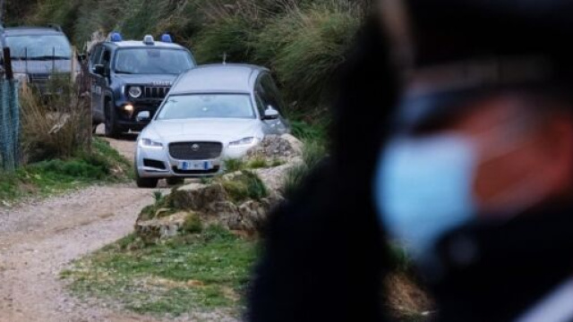 Caccamo, Roberta Siragusa, 17 anni, trovata morta in un burrone: fermato il fidanzato di 19 anni.