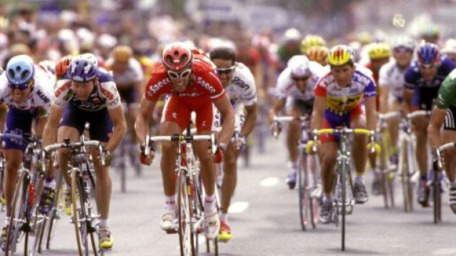 Una volata vinta da Mario Cipollini: Scirea ricorda le vittore di Supermario e le sente un po' anche sue.
