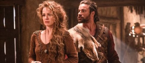 Sem&iacute;ramis e Ninrode em "G&ecirc;nesis". (Reprodu&ccedil;&atilde;o/RecordTV)