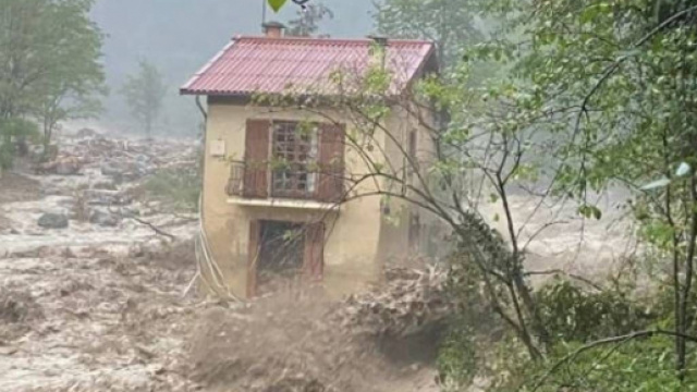 La jambe de Josette Borello, disparue avec son mari lors de la temp&ecirc;te Alex, a &eacute;t&eacute; retrouv&eacute;e &agrave; plusieurs centaines de km. &copy; Gr&eacute;gory Leclerc