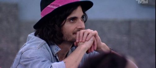 Fiuk torna-se 'perseguido' pelas mulheres do 'BBB21'. (Reprodu&ccedil;&atilde;o/TV Globo)