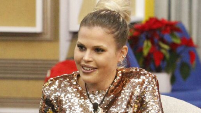 Carlotta Dell'Isola al GF Vip, il perch&eacute; delle extension