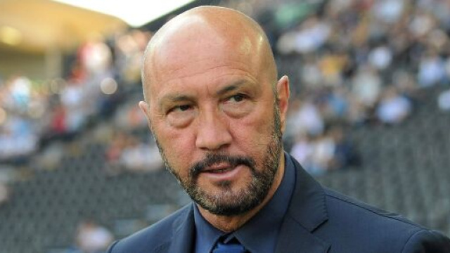 Gf Vip, Walter Zenga incontra suo figlio: 'Quando esci se vuoi ci sar&ograve;'.