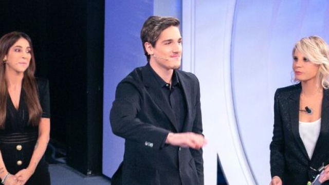 C'&egrave; Posta per Te: Zaniolo dona una somma cospicua ad Alessandro e Maurizio.