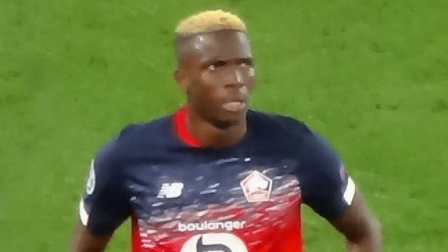 Victor Osimhen, nella foto con la maglia del Lille.