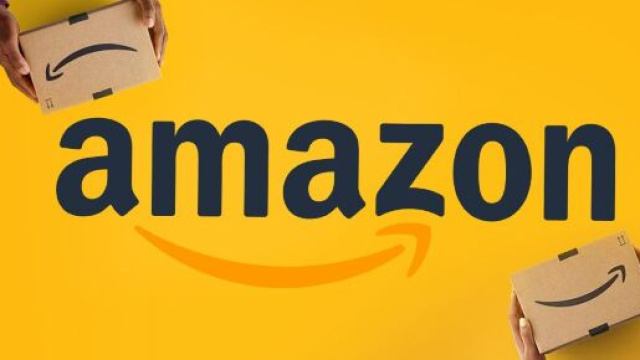 Assunzioni Amazon nei centri di distribuzione.