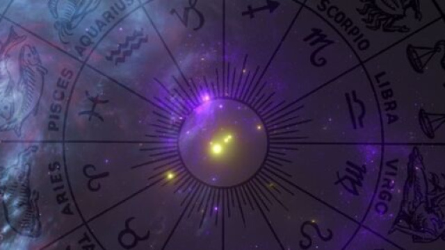 Oroscopo del weekend, dal 8 al 10 gennaio: Pesci fortunato in amore.