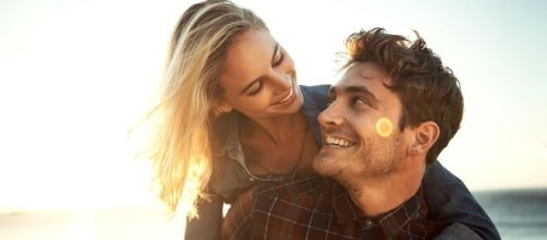 libra contar&aacute; com boas vibes no amor em 2021. (Arquivo Blasting News)