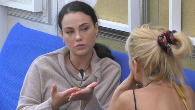 GF Vip, Rosalinda sul fidanzato Giuliano: 'Voglio una persona che mi accetti come sono'.