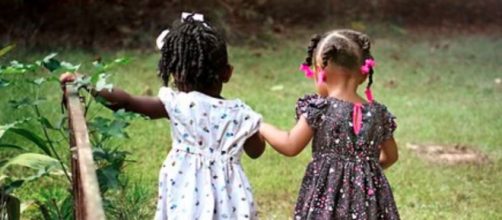 Las ni&ntilde;as son v&iacute;ctimas del matrimonio infantil por su vulnerabilidad econ&oacute;mica (Pixabay)