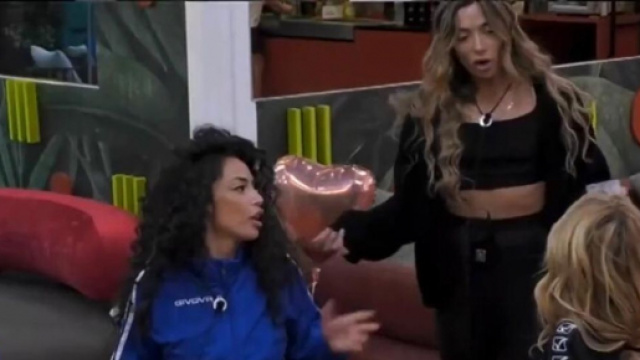 GF Vip, lite tra Raffaella e Soleil Sorge