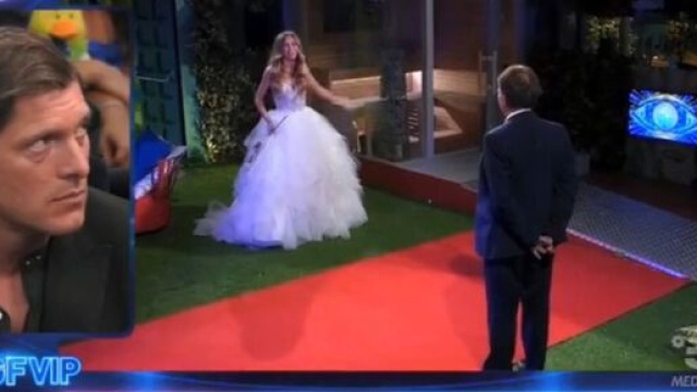 GF vip, Vera in lacrime ed &egrave; bufera web.