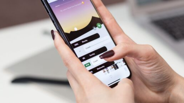 L'adescamento online: lato oscuro del web.