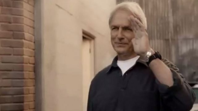 NCIS, il team perde Gibbs: Mark Harmon lascia la serie dopo 18 stagioni.