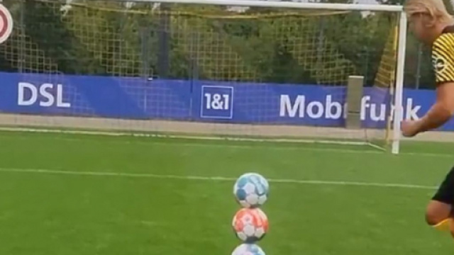 Erling Haaland impressionne avec des penalties hors du commun (capture YouTube)