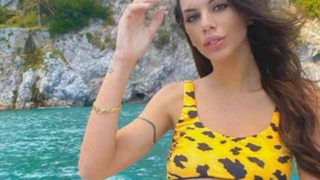 GFVip, Codegoni spoilera il nome di una presunta new entry: 'L'ex di Chiofalo'.