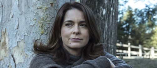 Claudia Abreu ganha felicita&ccedil;&otilde;es (Divulga&ccedil;&atilde;o)