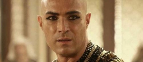 Sheshi em 'G&ecirc;nesis'. (Reprodu&ccedil;&atilde;o/RecordTV)