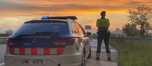 Los Mossos d`Esquadra han detenido a un joven por un delito contra la seguirdad del tr&aacute;fico en Vacarisses. Foto: Twitter | (@mossos)