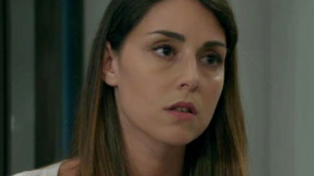 Un Posto al sole, episodio 25/10: Serena rischia di perdere il bambino.