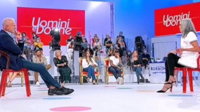 Uomini e donne, anticipazioni registrazioni 16-17 ottobre: torna Isabella, Gemma in crisi.