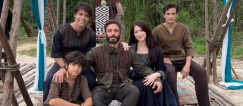 Jud&aacute; e a fam&iacute;lia em 'G&ecirc;nesis' (Divulga&ccedil;&atilde;o/Record TV)