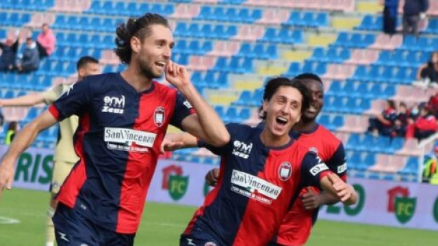 Crotone, Zanellato e Mulattieri rilanciano i rossobl&ugrave;