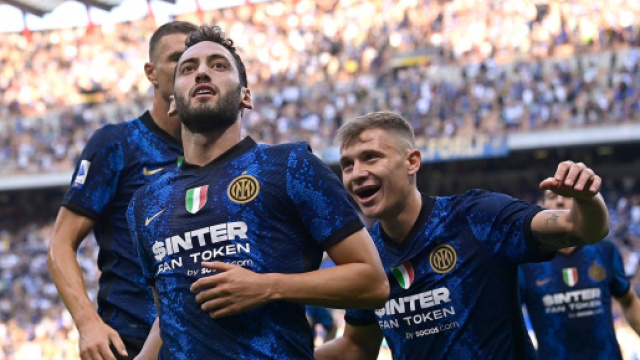 Inter-Genoa 4-0: Calhanoglu e Dzeko show - tuttosport.com