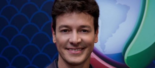 Rodrigo Faro recebe felicita&ccedil;&otilde;es (Reprodu&ccedil;&atilde;o/Record TV)