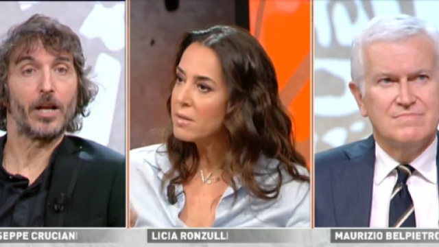 Licia Ronzulli a Dritto e Rovescio: 'Chi non si vaccina &egrave; un parassita'.